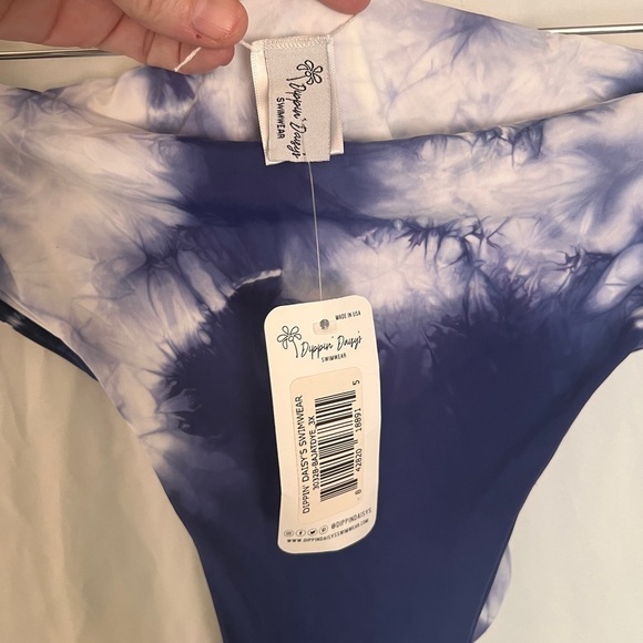 NWT Dippin Daisy plus size blue tie dye bikini set, 2X, 3X - Picture 3 of 13